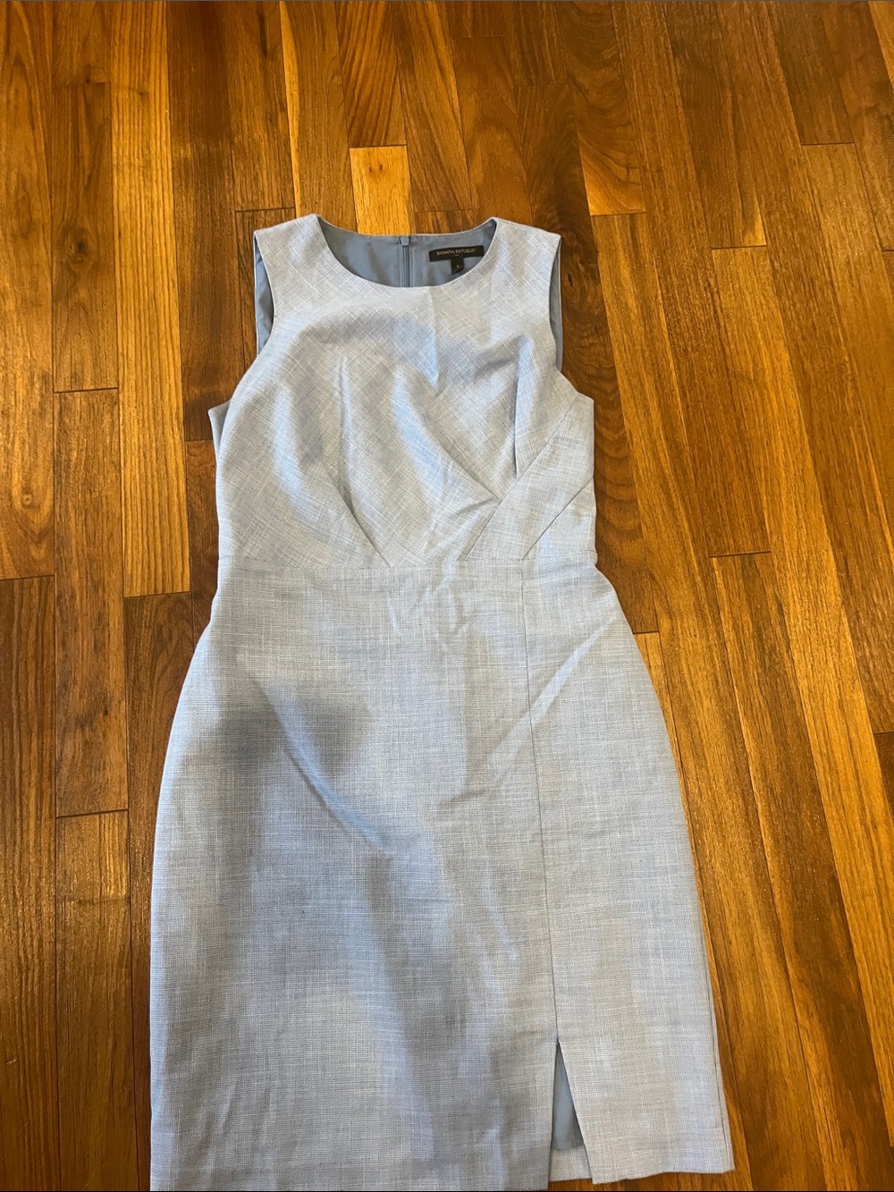 Classic Sheath Dress in Light blue